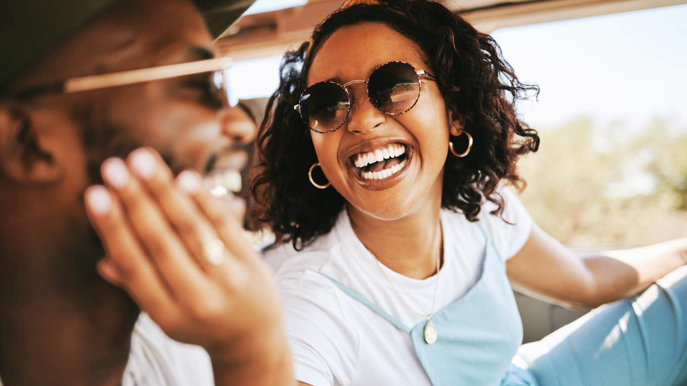 7 Attractive Traits In A Woman That Make Men Stick Around, According To Psychology Attractive woman with traits, that make men stick around.