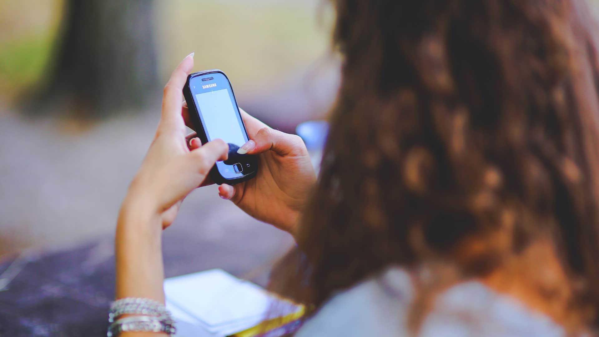 woman who seems rude because of minimum communication