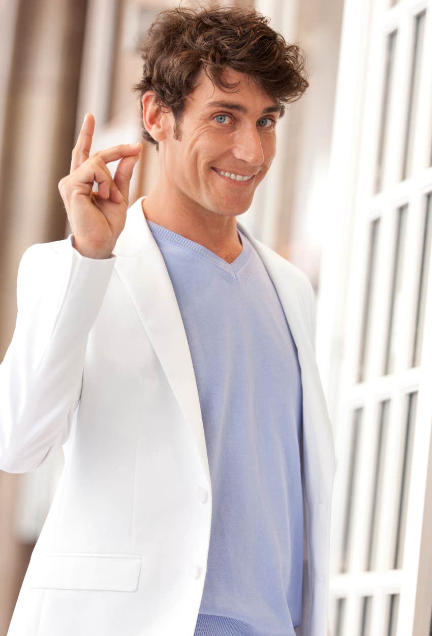 man snapping when told to clap taking the brain test to show his brain is in good shape