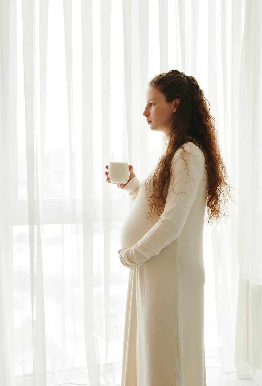 Pregnant woman with morning sickness asked to arrive later to wedding bride said no