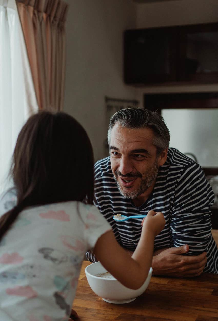 dad talking to daughter for effective emotionally safe parenting