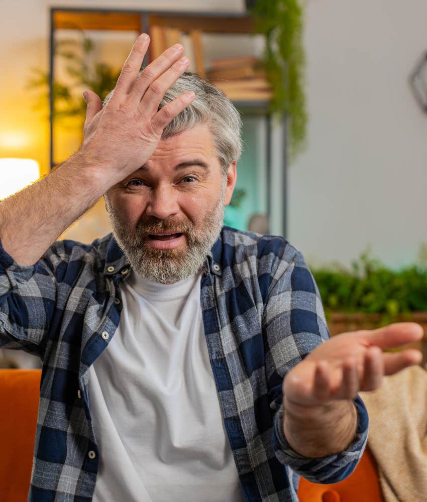 Gaslighting man pretends to forget