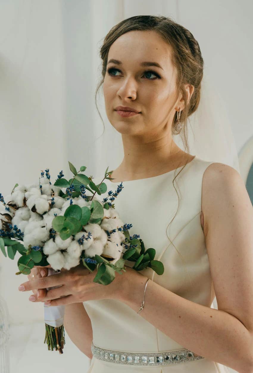 Groom's mom feels hurt after bride talked about her mother in wedding speech