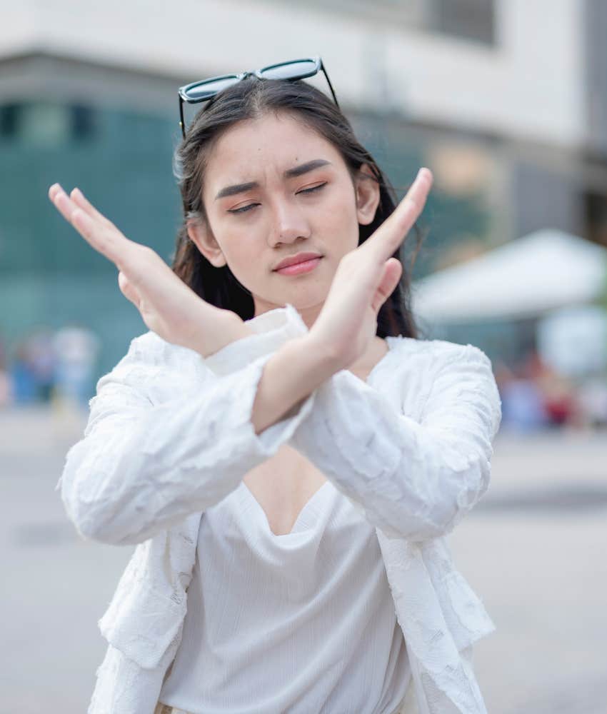 Woman says no to avoid catching feelings