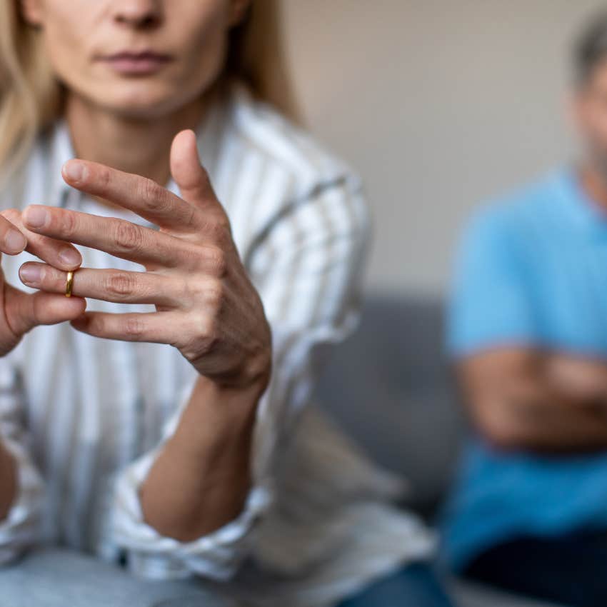 couple going through a divorce