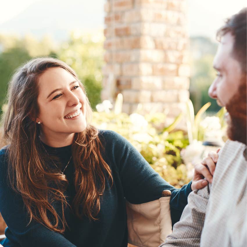 man making wife feel loved by complimenting her