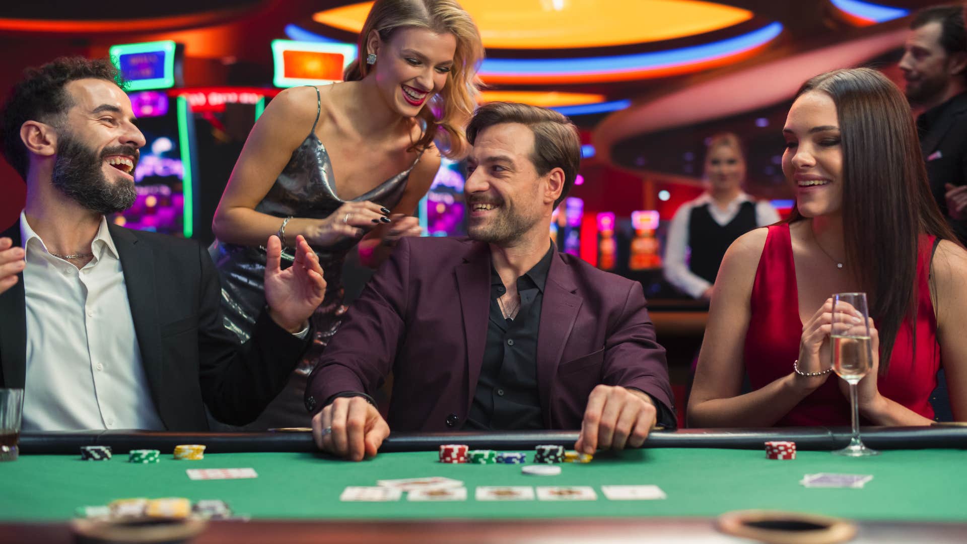 people learning life lessons from playing poker