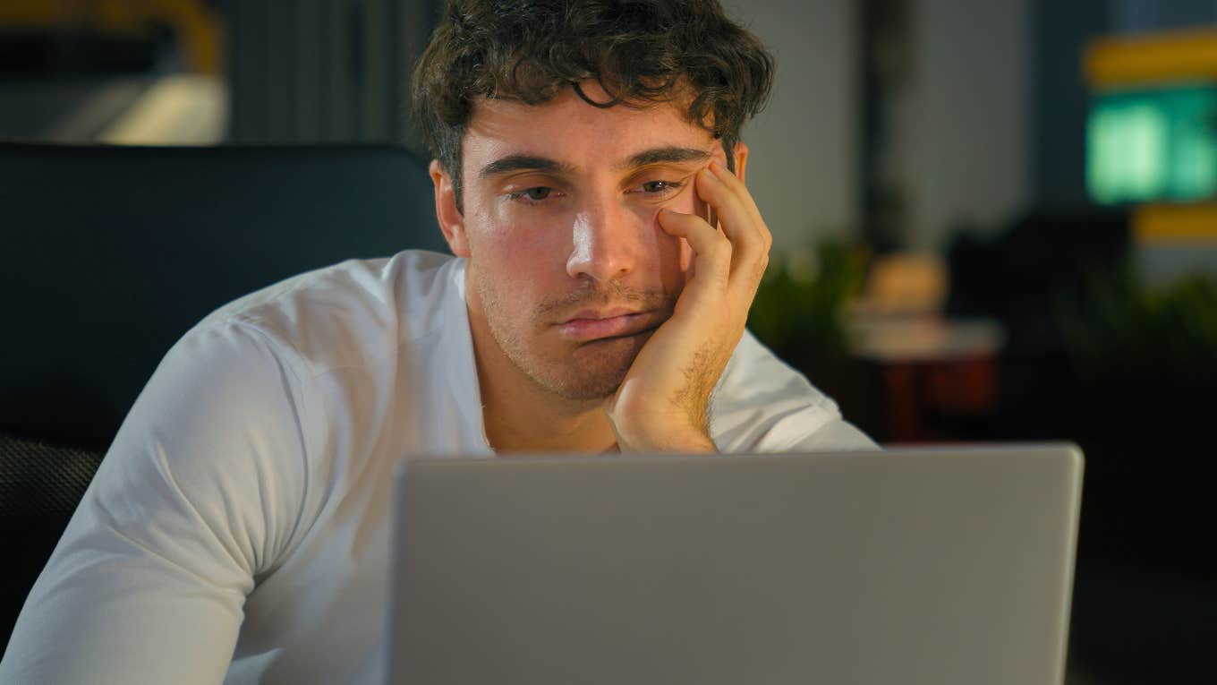 Little Things That Drain Your Energy Without Even Noticing, According To Research Little Things That Drain Your Energy Without Even Noticing, According To Research