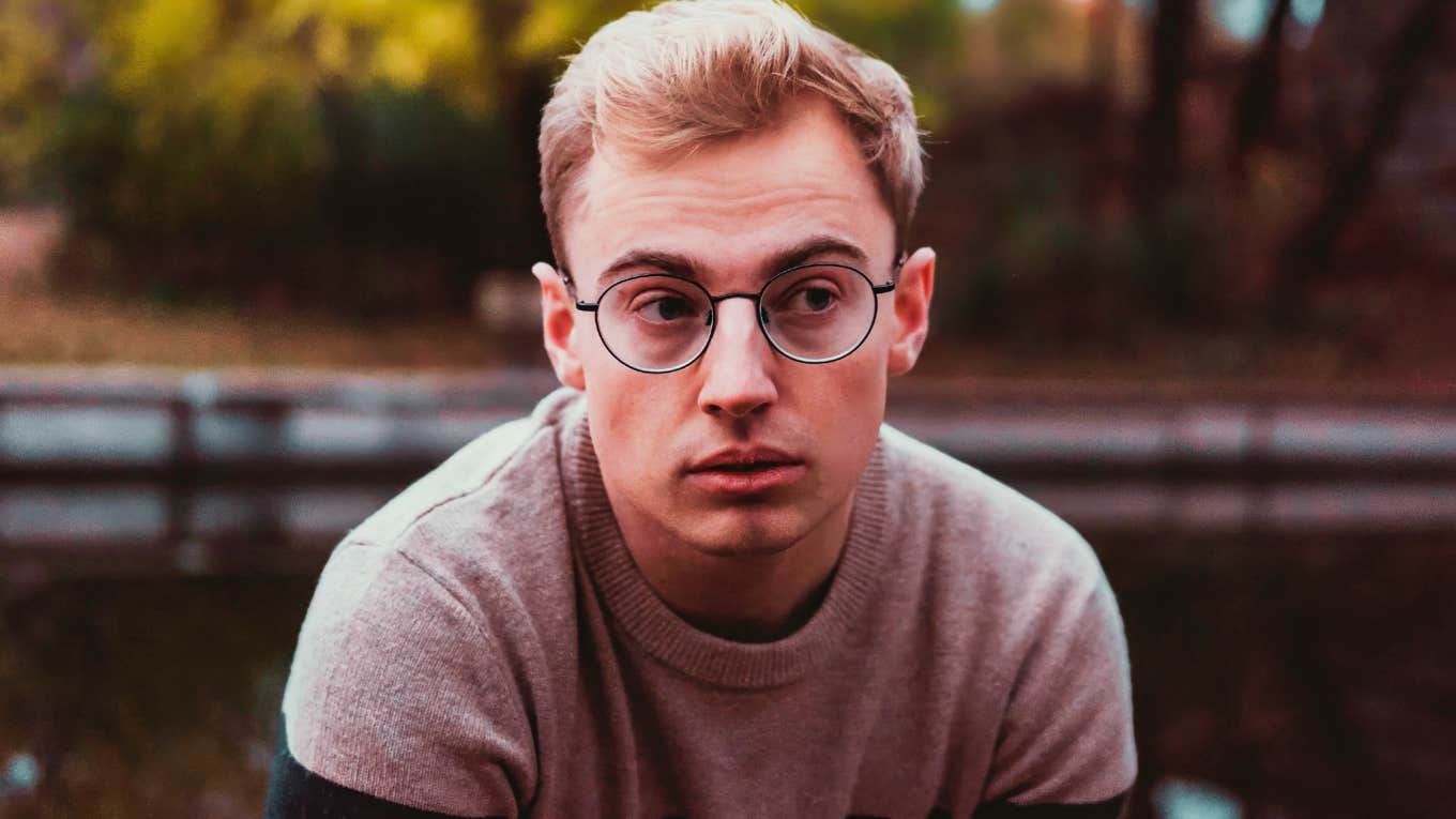 Low-Key Habits Of A Man Who Isn't Ready For A Healthy Relationship, According To Psychology Man who isn't ready for a healthy relationship.