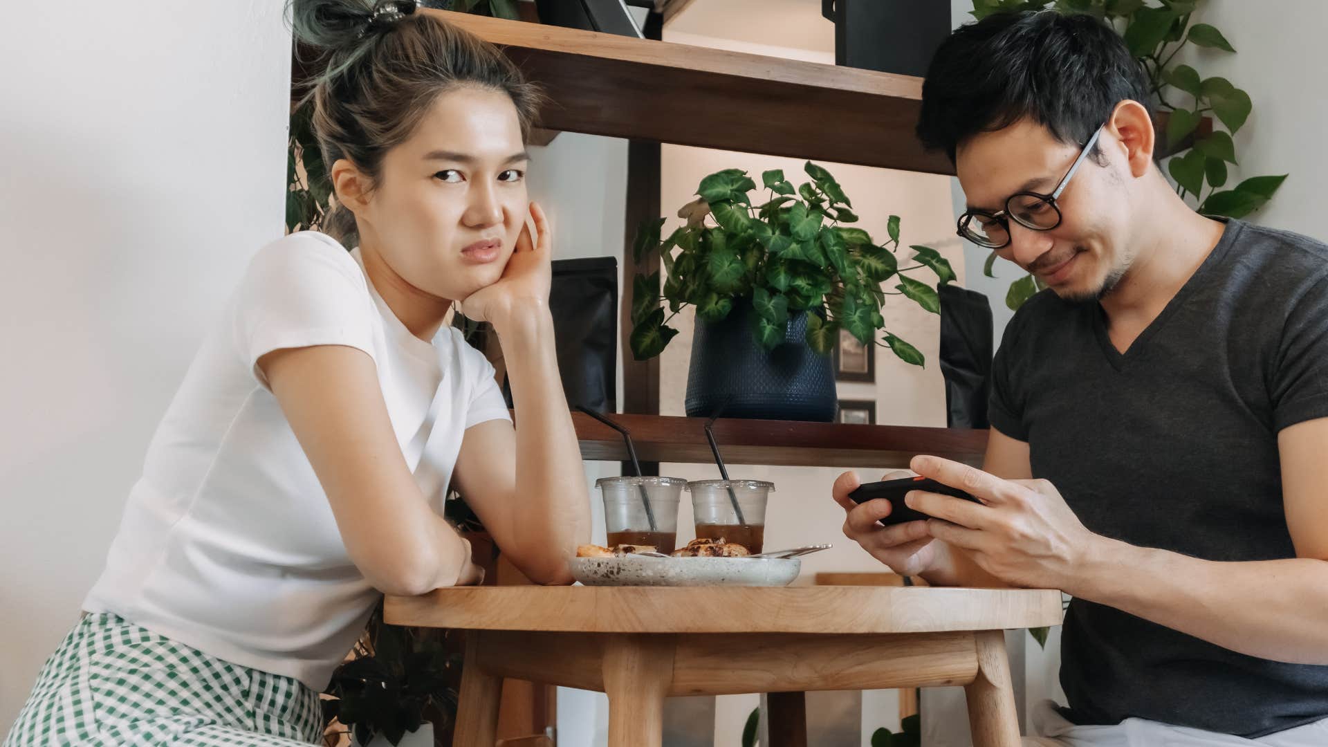 man learning the hard truth his date is a human being