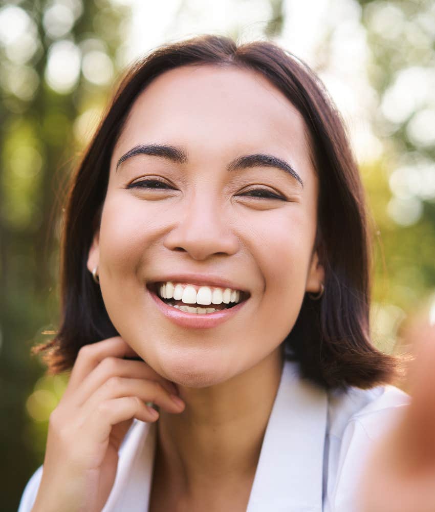 Triggered woman shifted mind set to joy