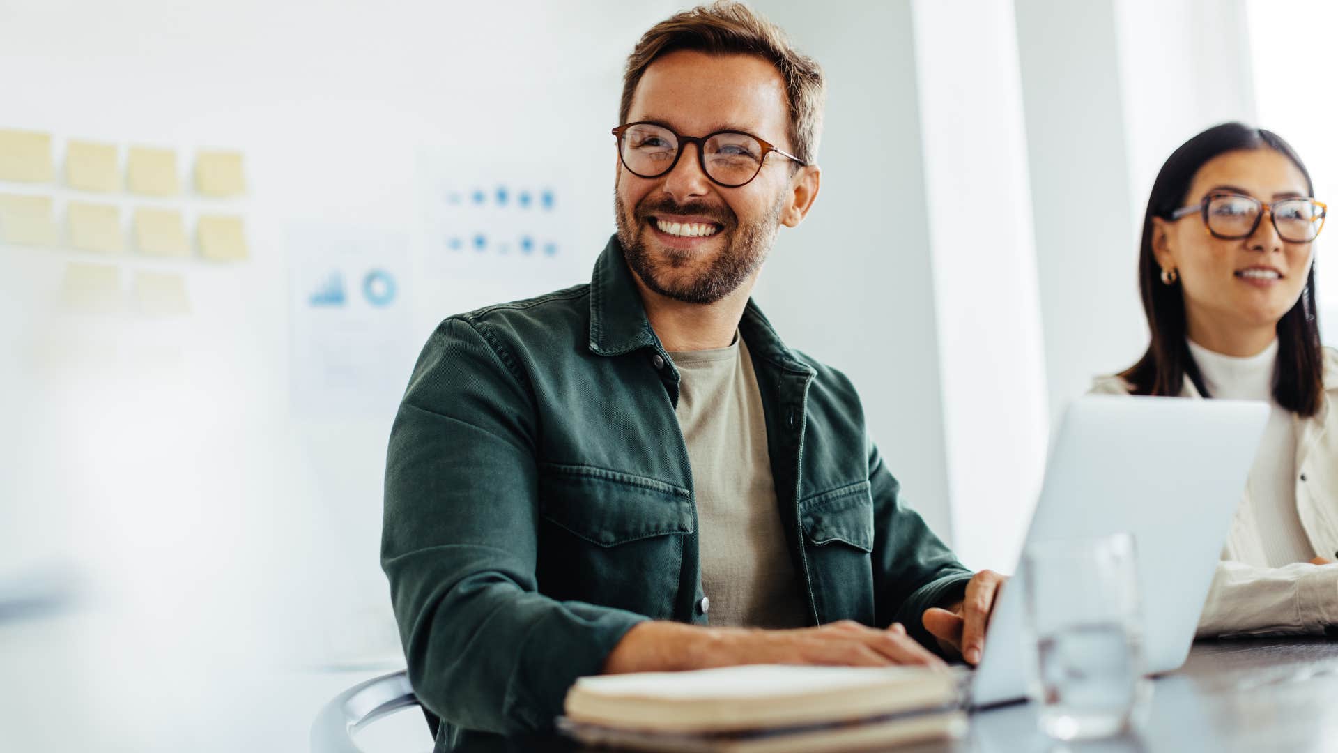 Man sets boundaries as a habit