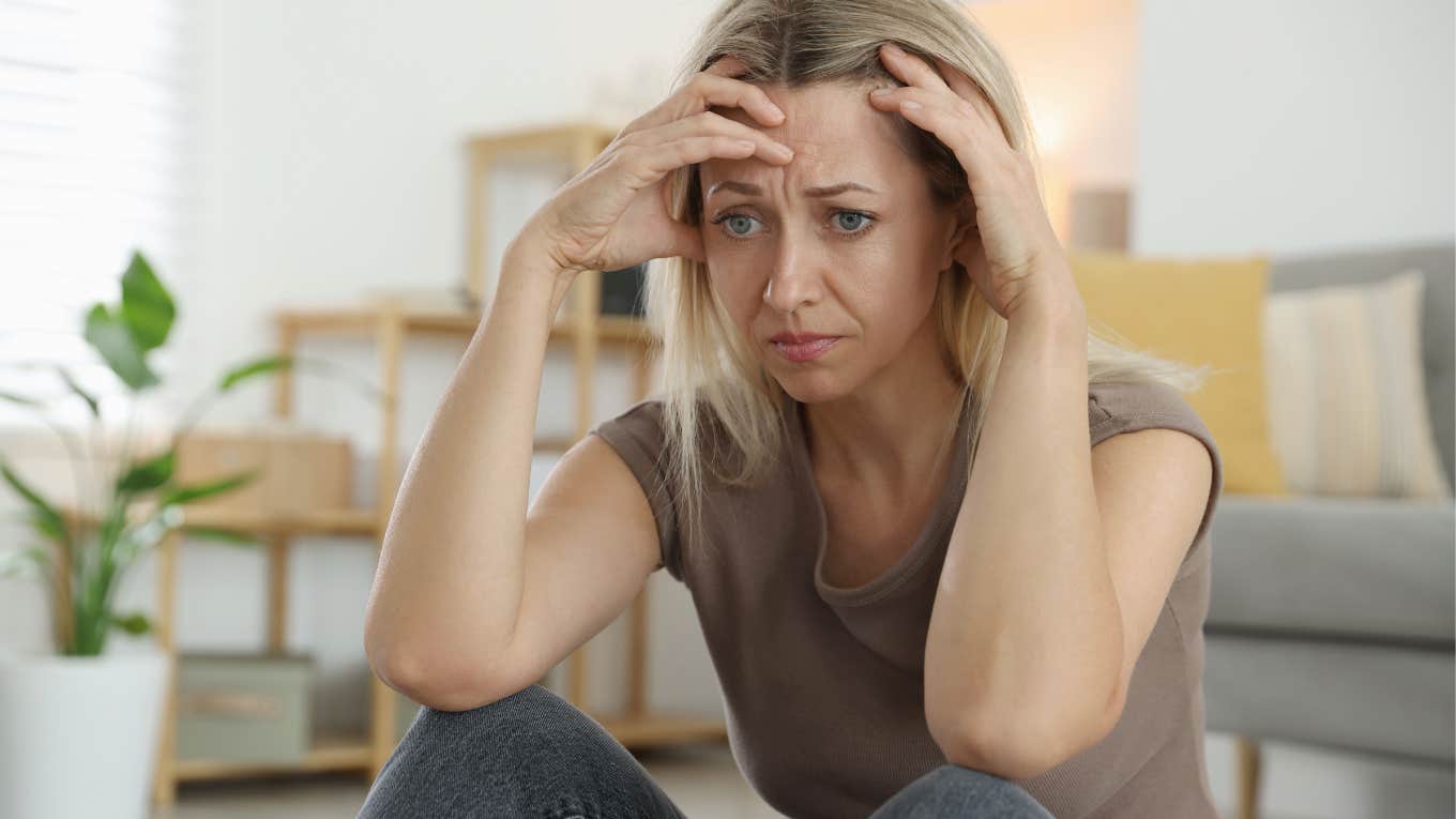 Mom Feels Like She Can't Trust Her Husband After Discovering His Daily Habit Mom Feels Like She Can't Trust Her Husband After Discovering His Daily Habit