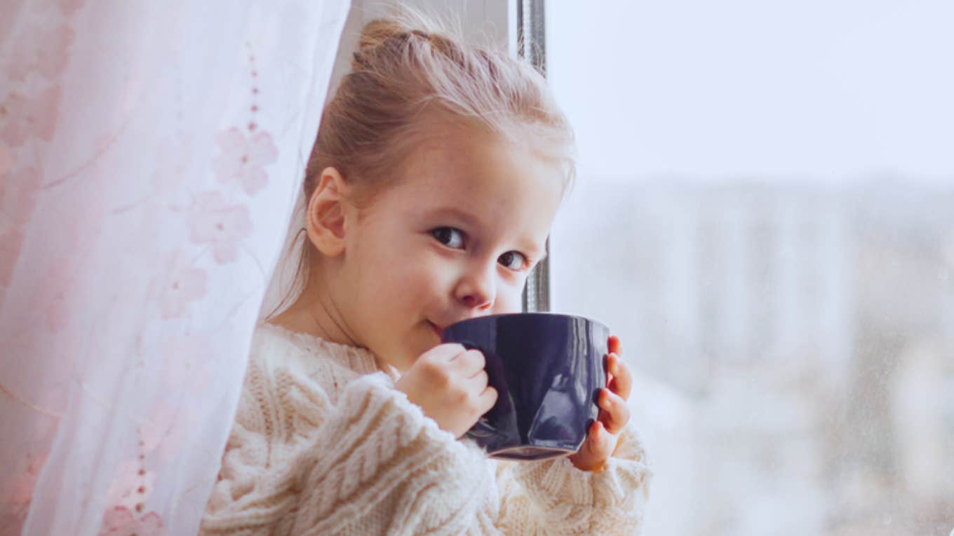 Mom Explains Why She Will Never Deny Her Toddler Daughter Starbucks Coffee During Her Cancer Treatment little girl sipping on coffee