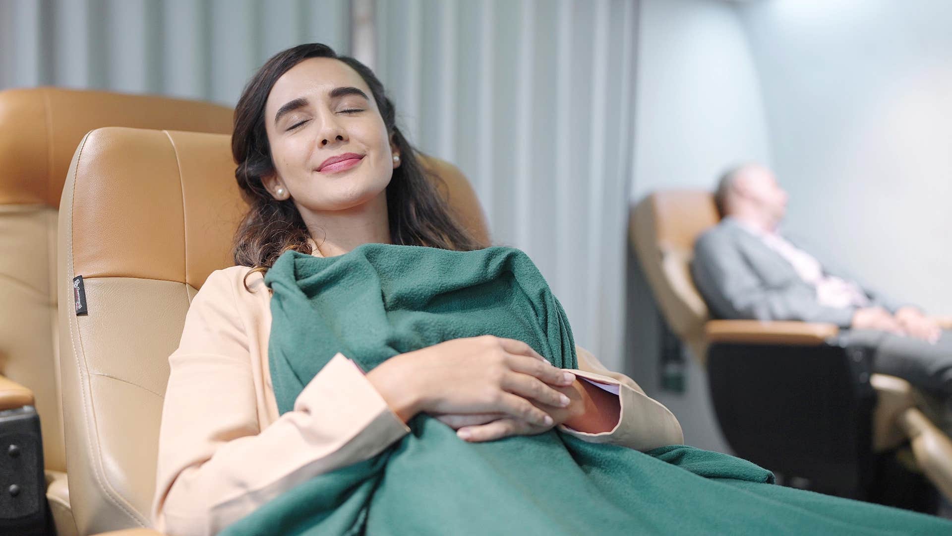 a woman has vivid and symbolic dreams during a flight