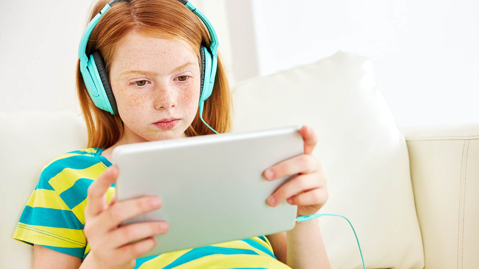 parents who raised Gen Z kids are finally starting to regret allowing too much screen time
