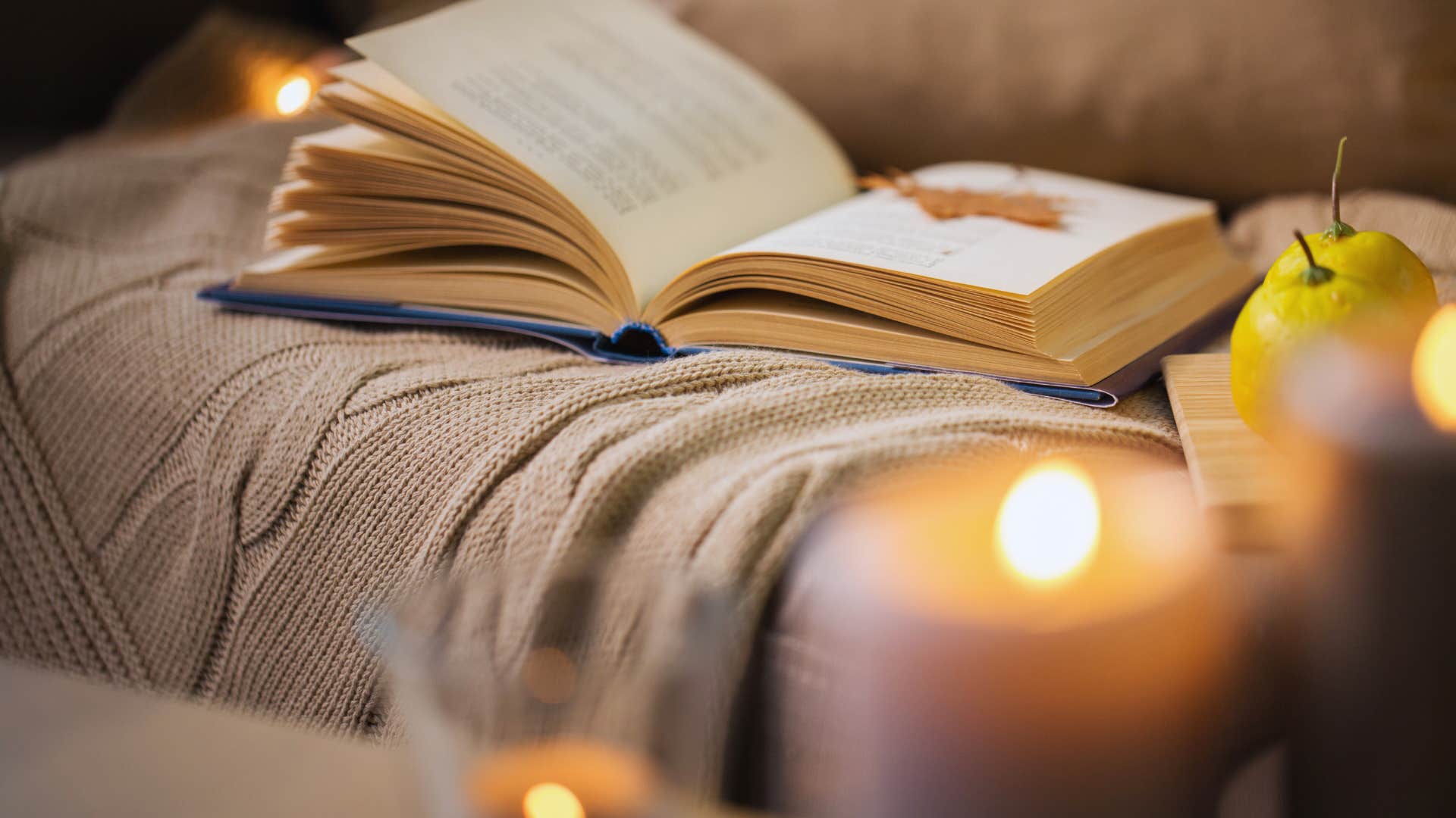 people with old-school manners always have books and sentimental items