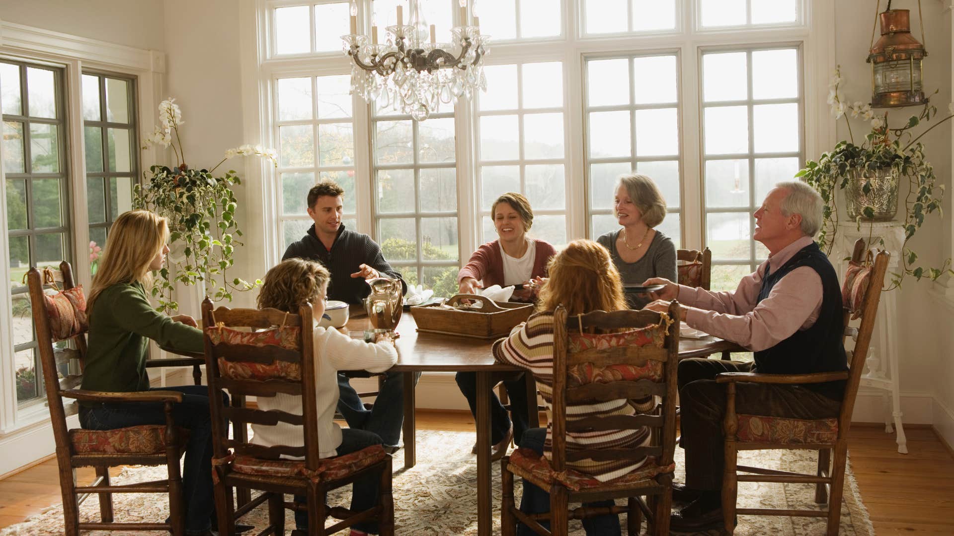 people with old-school manners always have a dining room