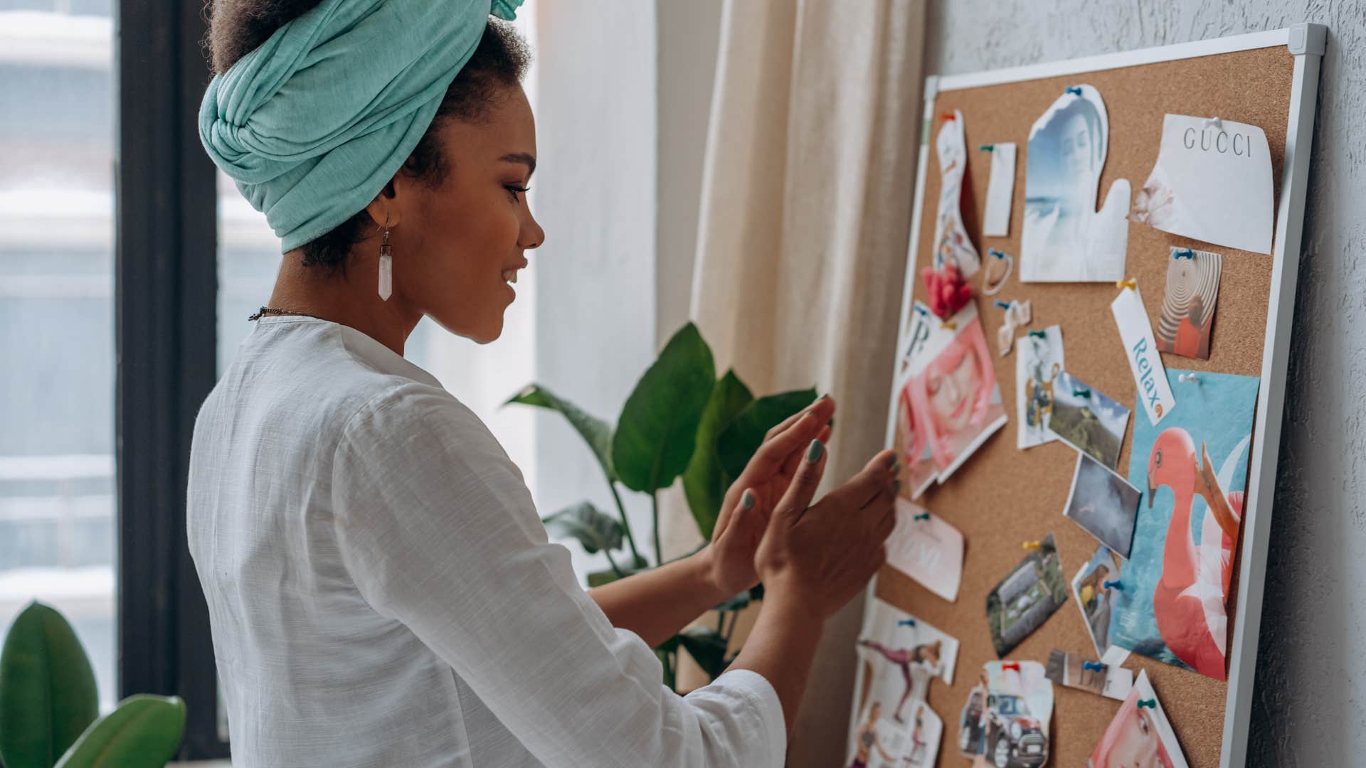 high-level thinkers usually have a vision board in their home