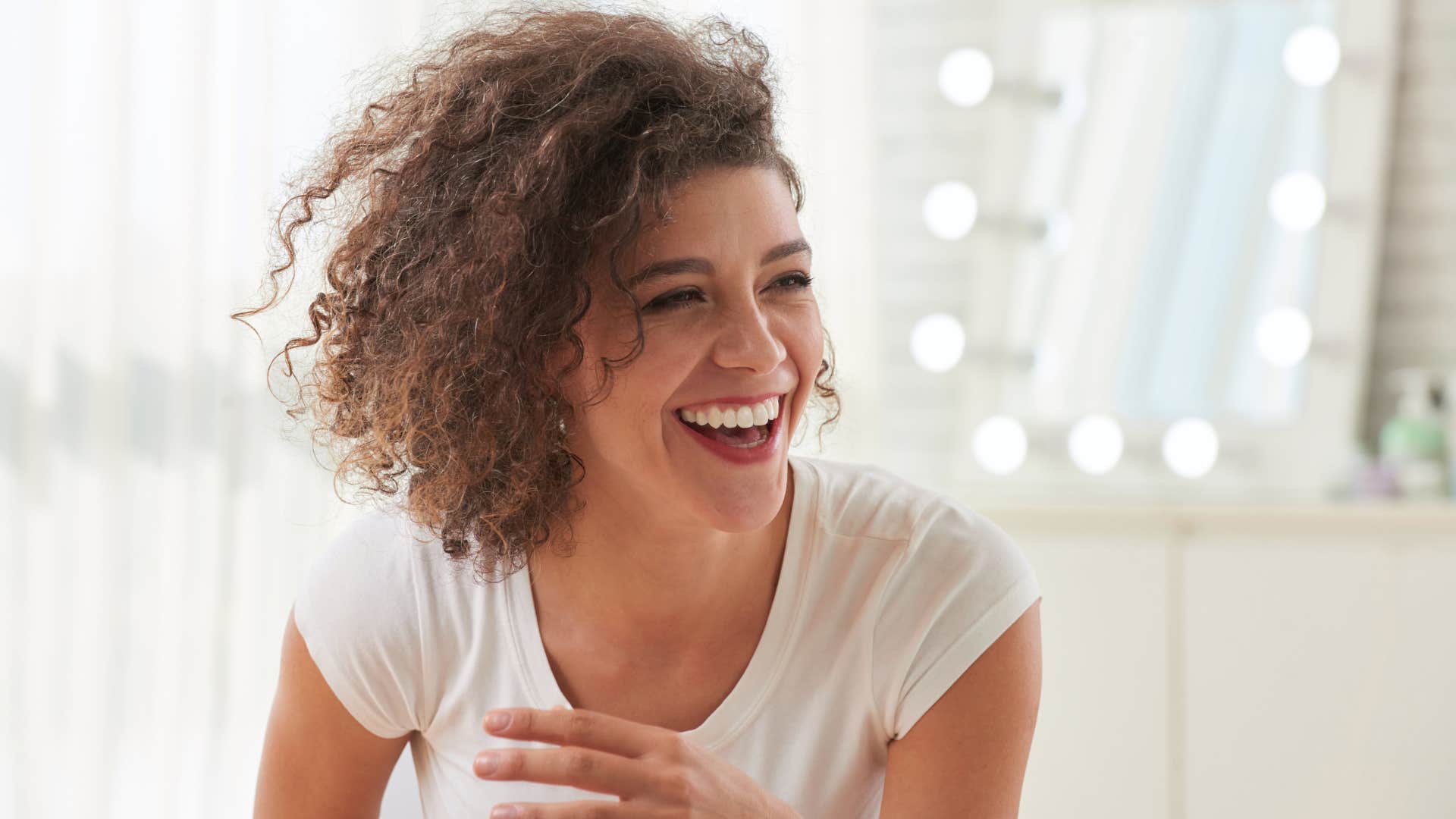 woman with a healthy sense of humor