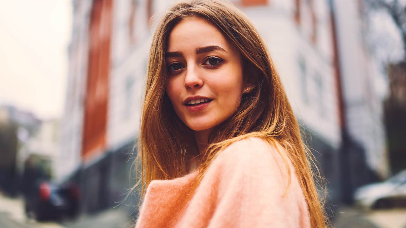 People who take everything in stride share these light-hearted traits People who take everything in stride share these light-hearted traits