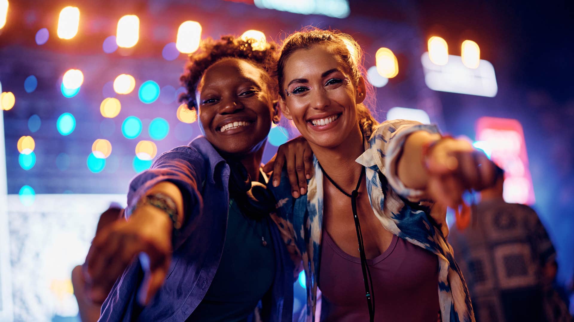 two friends partying
