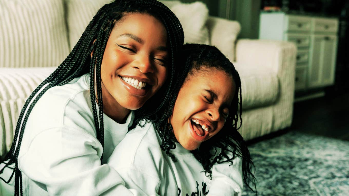 phrases to set boundaries with your kids without hurting their self-esteem, according to experts Setting boundaries with child, without hurting their self-esteem.