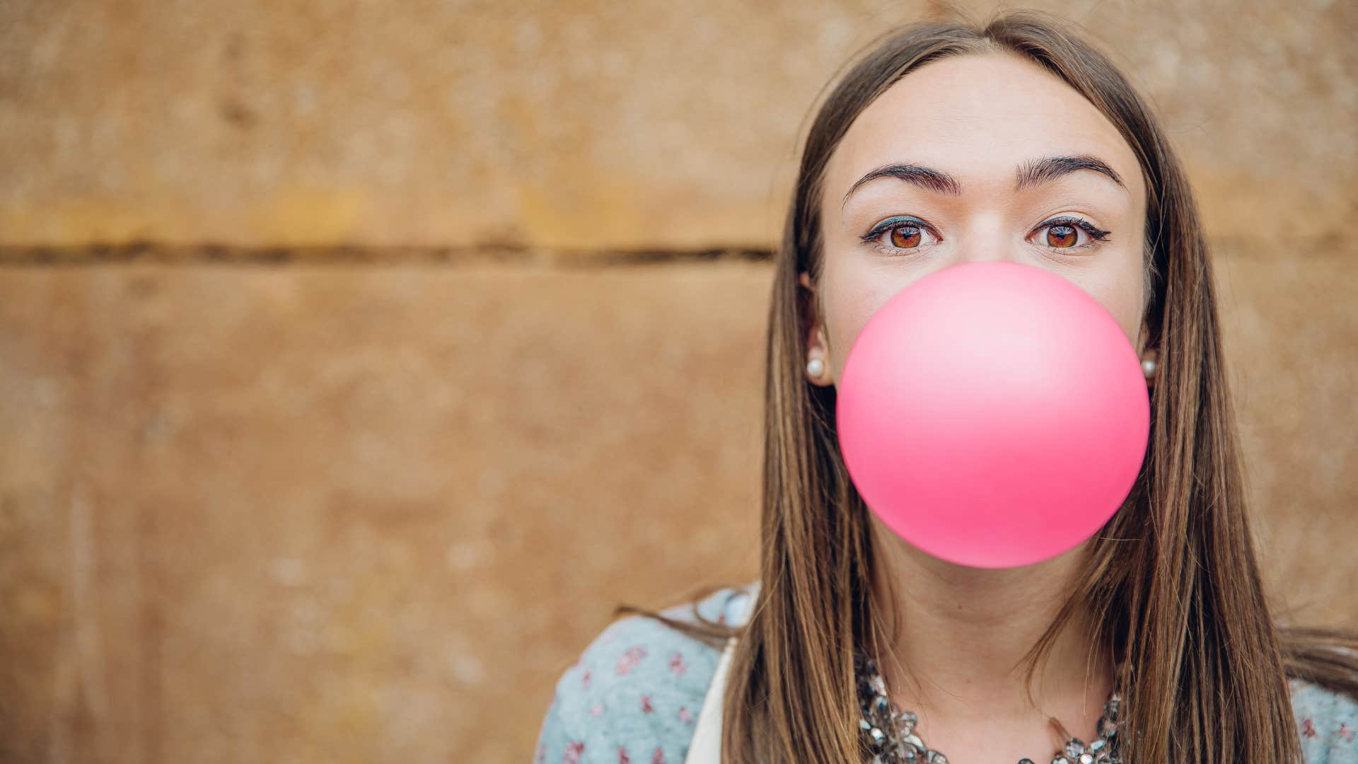 polite gestures that actually come across as terribly rude offering someone a piece of gum