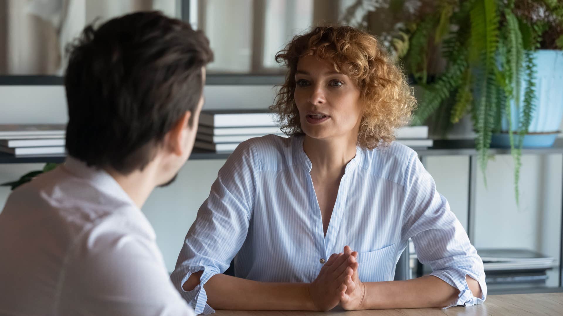 woman setting healthy boundaries with colleague