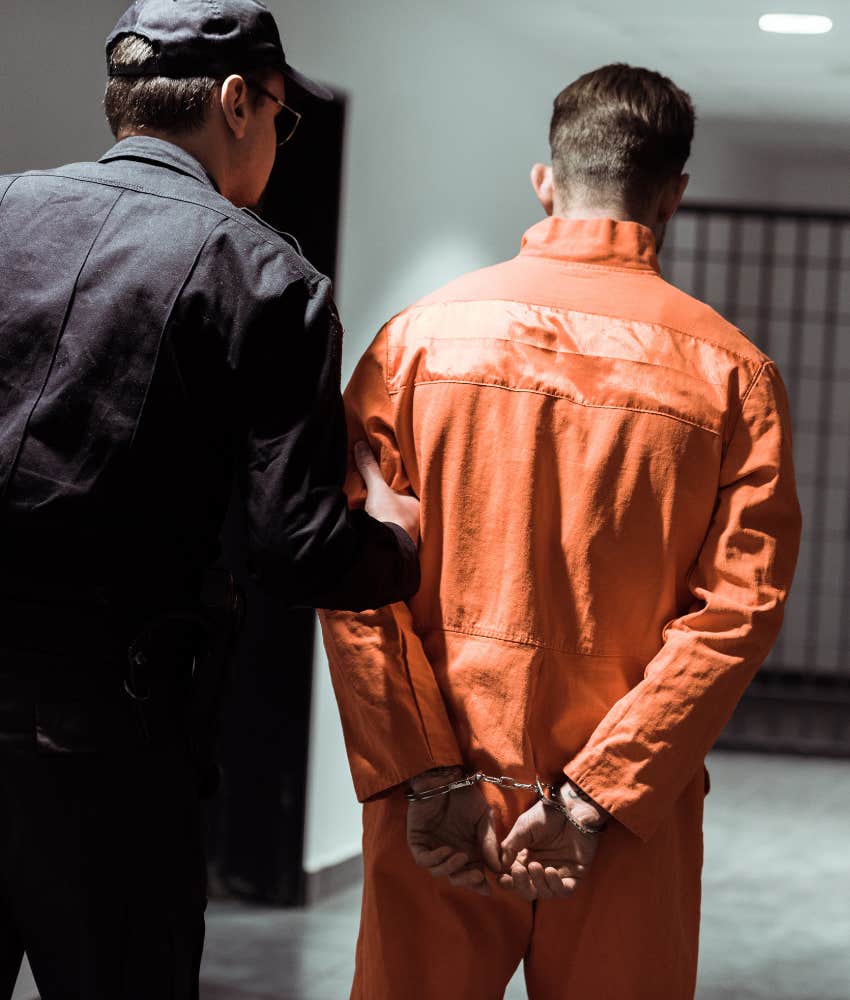Bad killer in prison ready to correspond