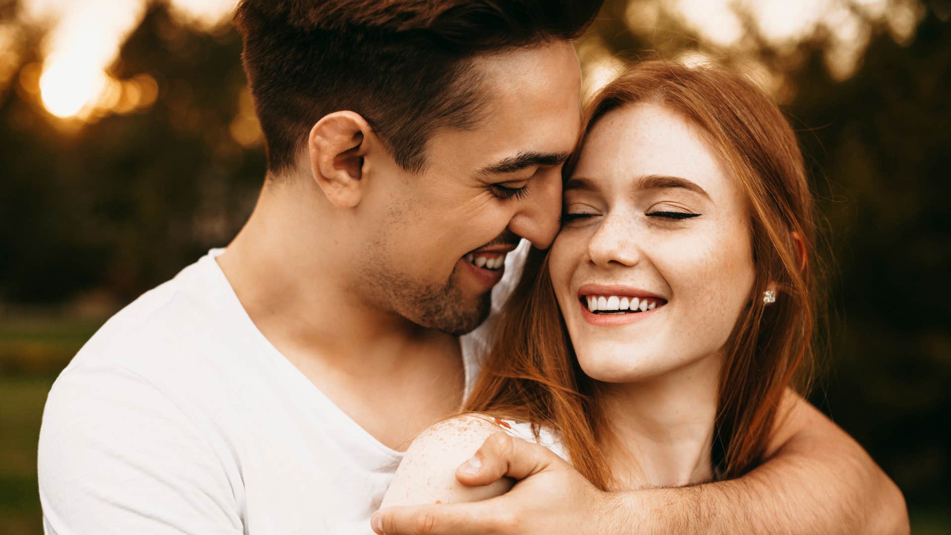 a man makes his girlfriend feel worthy enough to express herself