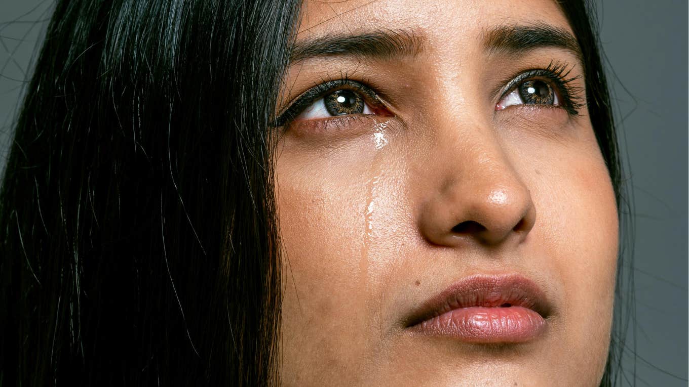Uncomfortable Signs Your Parents Didn’t Love You The Way You Needed, According To Psychology Woman didn't get the love she needed from her parents.