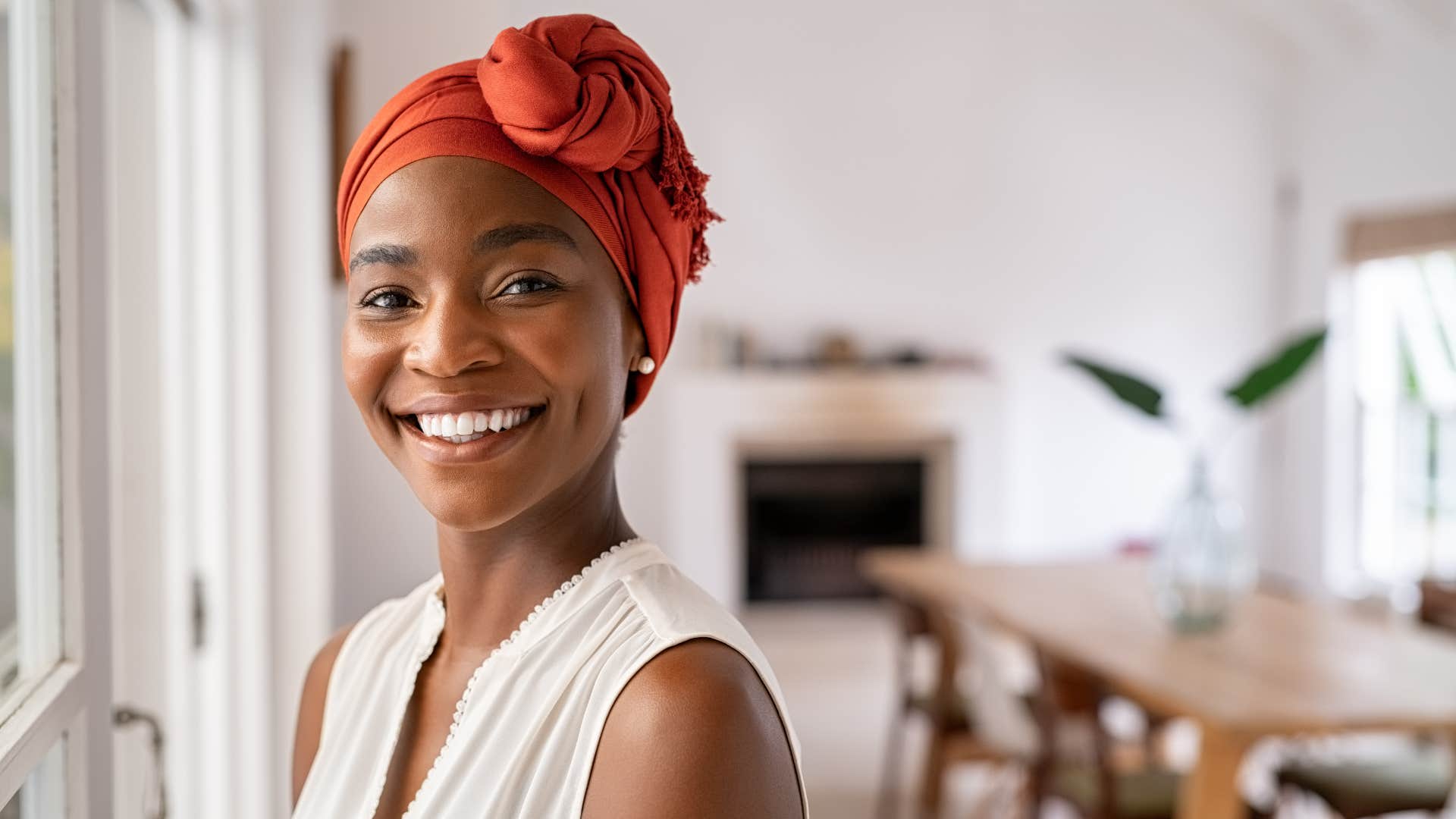 happy woman feels like she already knows them