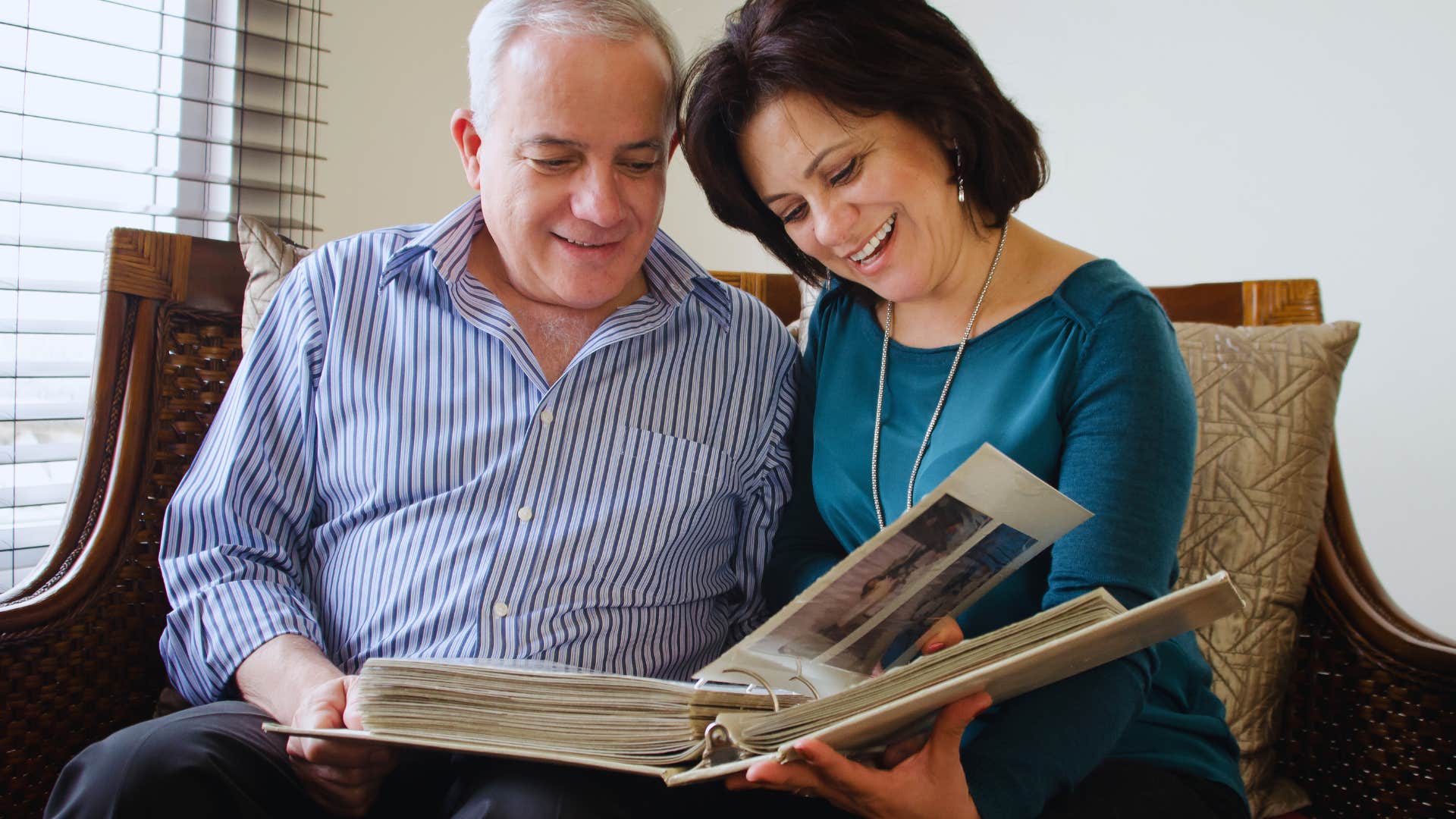 couple who is smarter than the average bear with good memory
