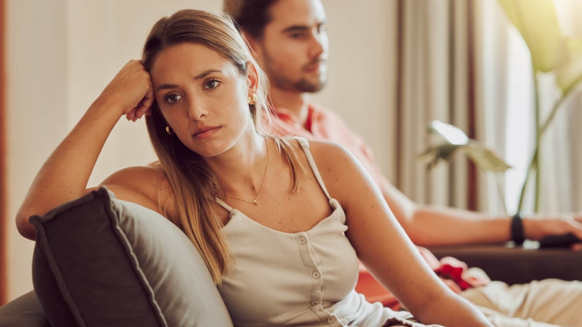 woman having trouble setting boundaries with boyfriend 