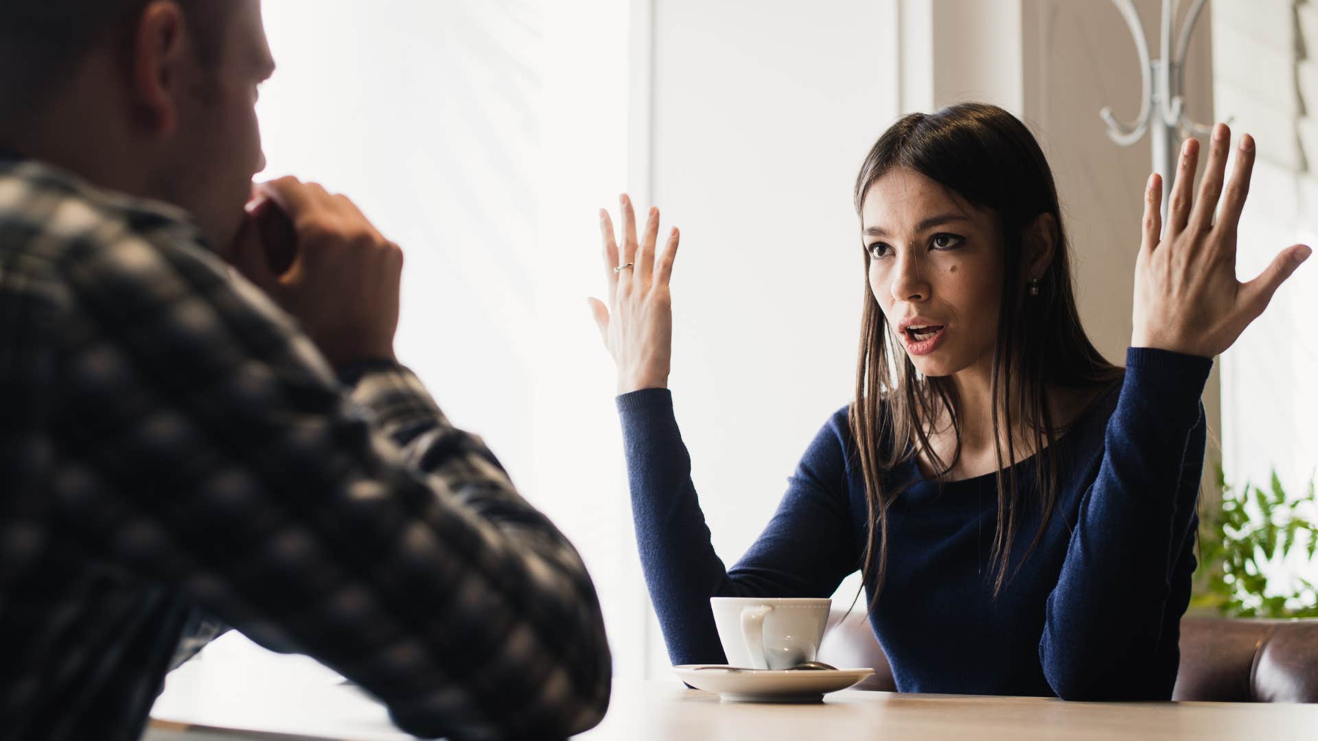 woman who feels insecure in her relationship