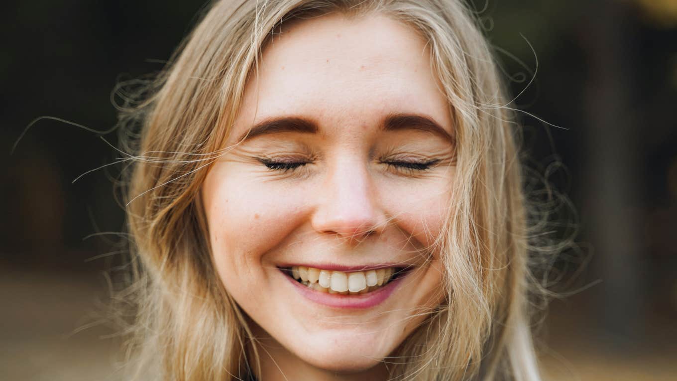 Soul-Deep Clues That A Person Was Meant for You, According To Biological Anthropologist Woman realizes person is meant for her.
