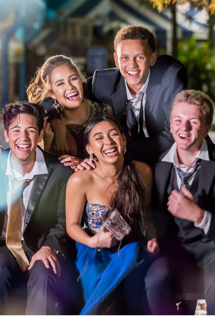 teens at prom