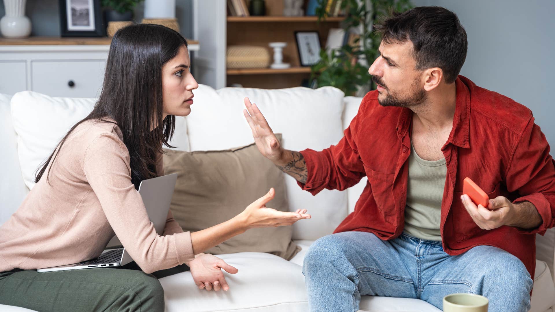couple at the end of the relationship not looking deep into their eyes