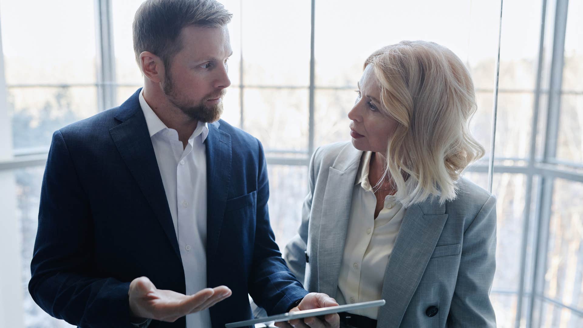subtle signs you’re dealing with a truly difficult person hard to communicate with