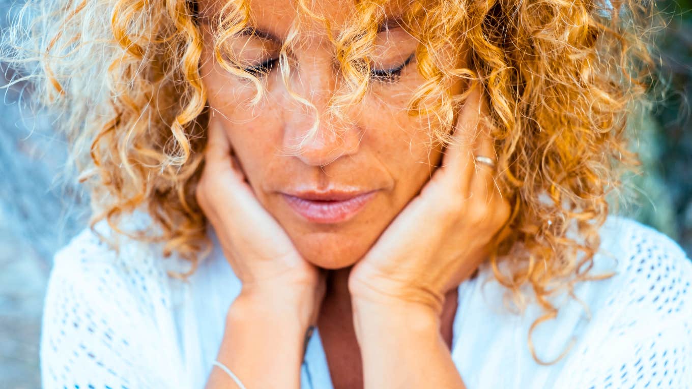 Subtle Ways People Reveal They Regret Who They Married, According To Research Subtle Ways People Reveal They Regret Who They Married, According To Research