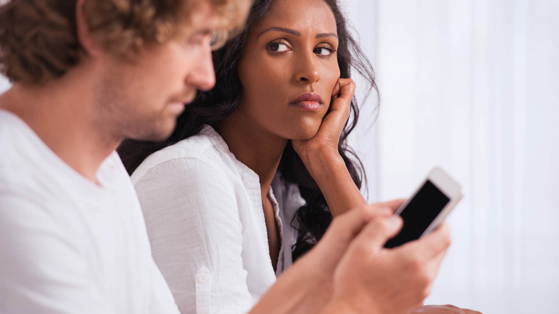 subtle ways people reveal they regret who they married pay more attention to other people