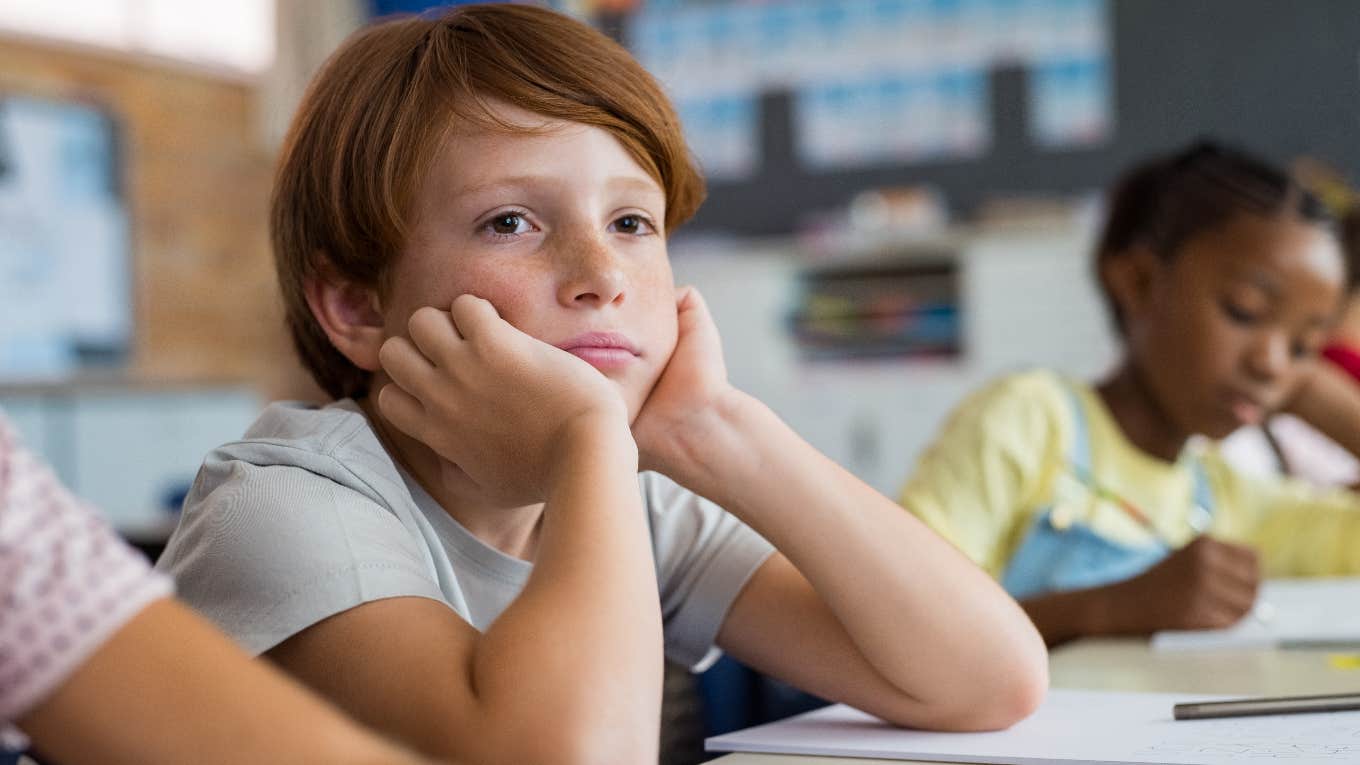 Teacher Criticizes The 'F Students Are Inventors' Trend bored student who makes Fs