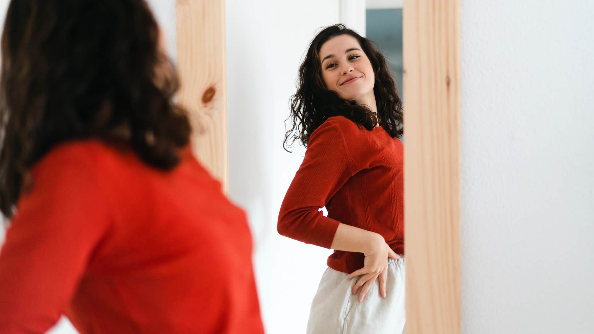 woman with the trait body confidence that creates chemistry