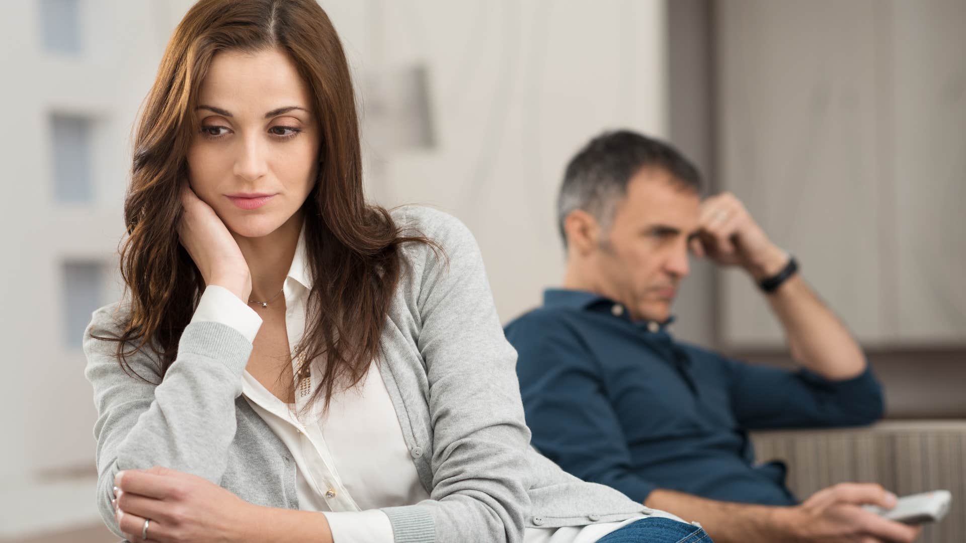 woman upset with emotionally unavailable partner