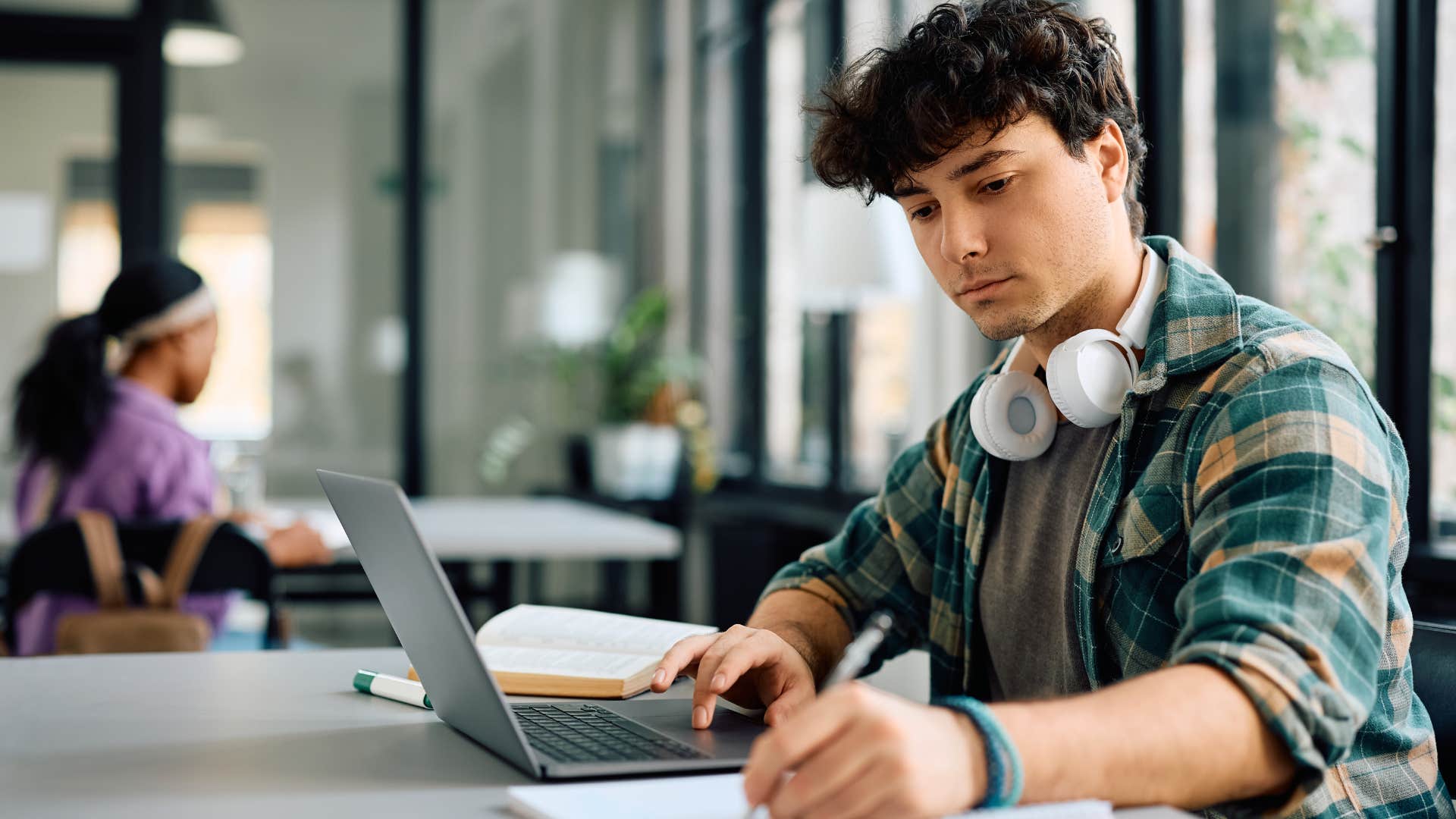 man following untraditional path to success studying