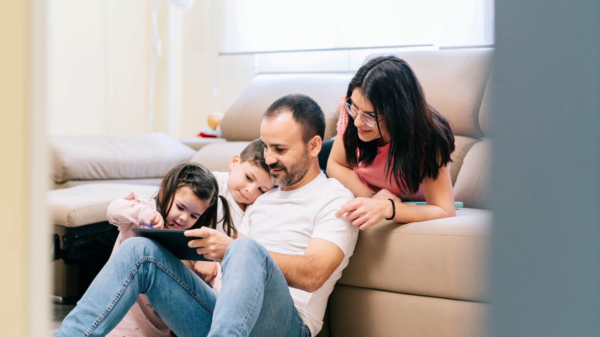 mean parents who understand that screen time is a privilege