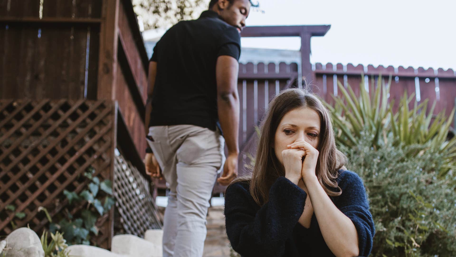 people in low-quality marriages are controlling and manipulative