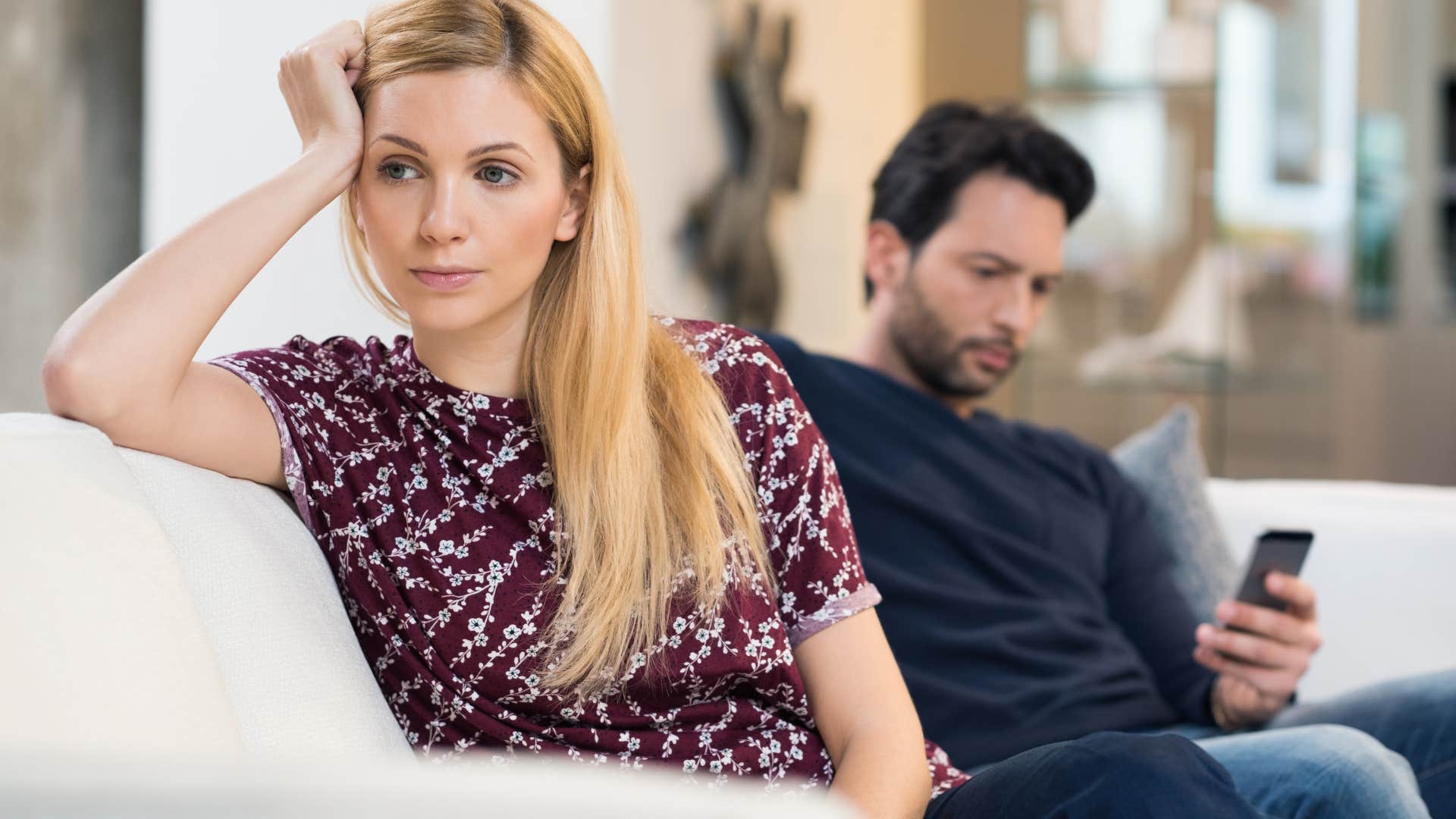 people in low-quality marriages emotionally withdraw