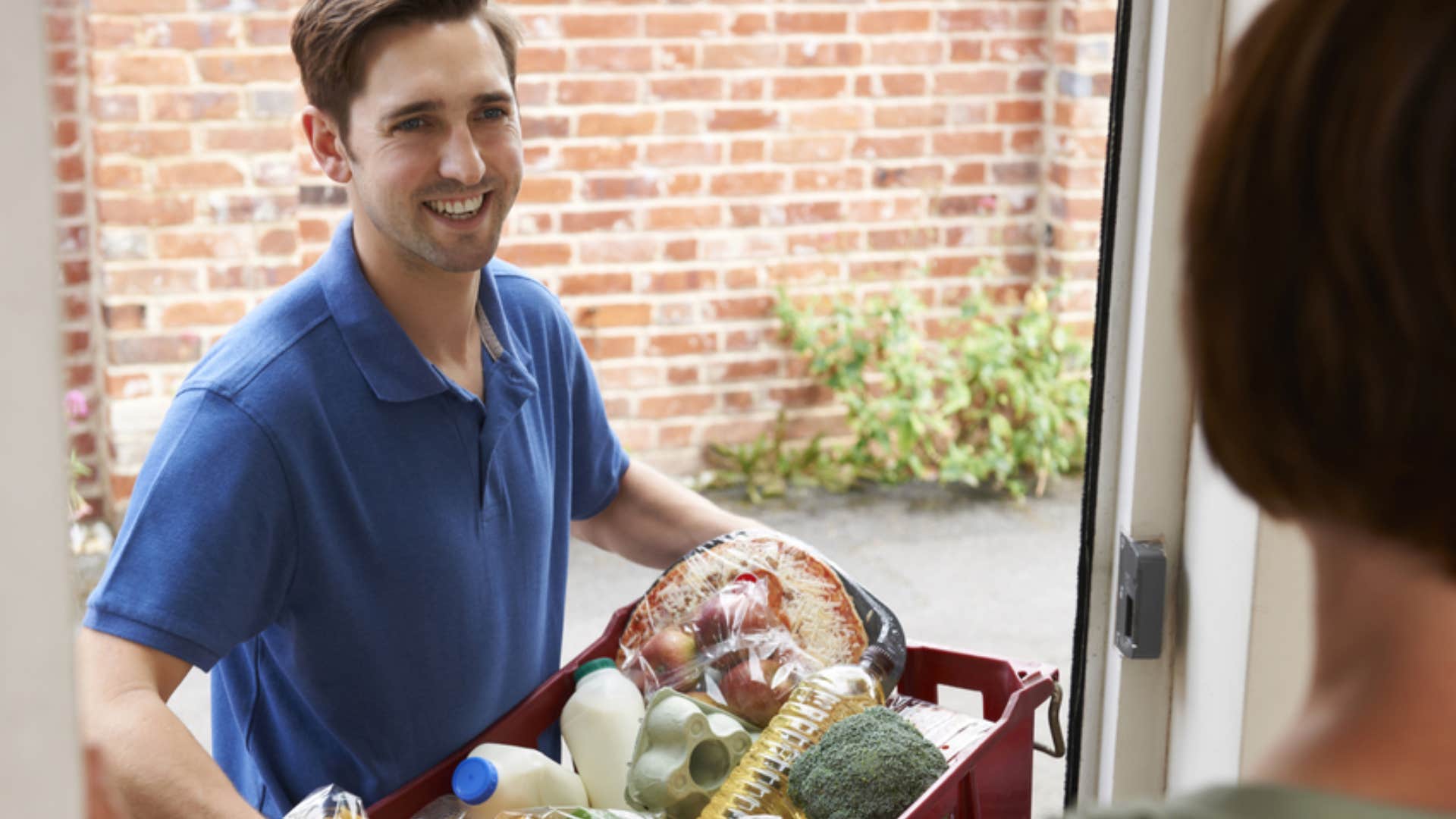 man doing favors for person who never returns them